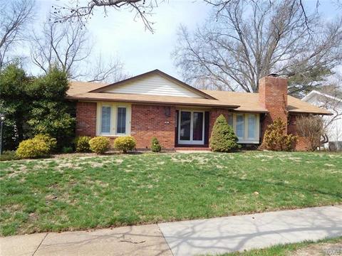 491 Hillbrook Dr, Ballwin, MO 63011 photo 1