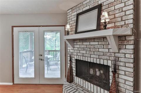 5 Lindy Ct, Ballwin, MO 63021 photo 8