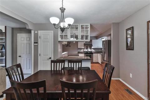 5 Lindy Ct, Ballwin, MO 63021 photo 9