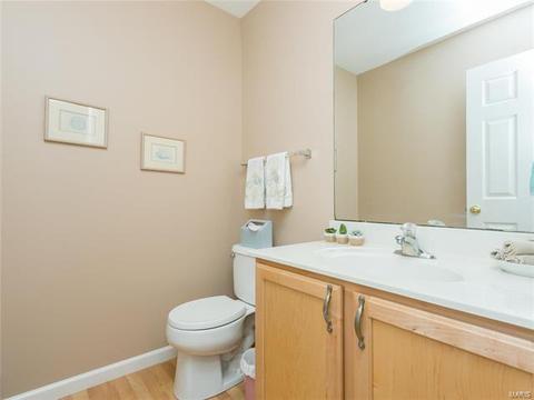 1204 Hunters Chase Dr, Eureka, MO 63025 photo 5