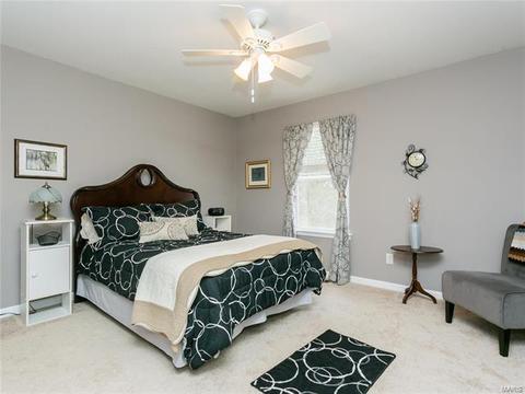 1204 Hunters Chase Dr, Eureka, MO 63025 photo 17