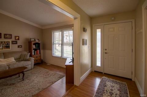 1062 Treetop Trl, Manchester, MO 63021 photo 2