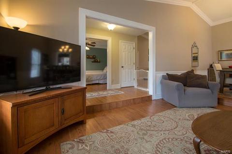 1062 Treetop Trl, Manchester, MO 63021 photo 4