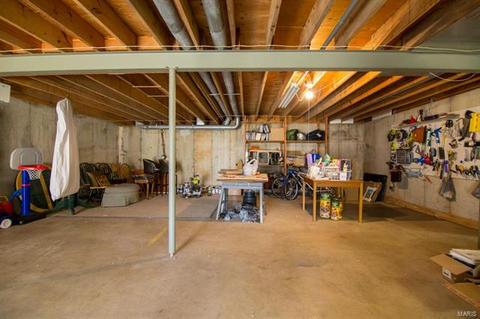 1062 Treetop Trl, Manchester, MO 63021 photo 21
