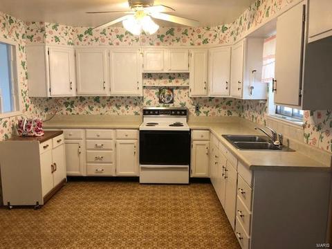 408 Allen Dr, O'fallon, MO 63366 photo 4