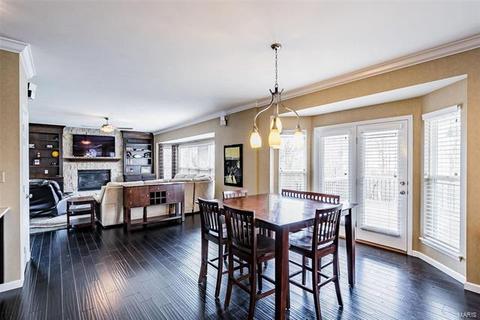 326 Lauren Lndg, Ballwin, MO 63021 photo 23
