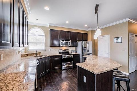 326 Lauren Lndg, Ballwin, MO 63021 photo 18