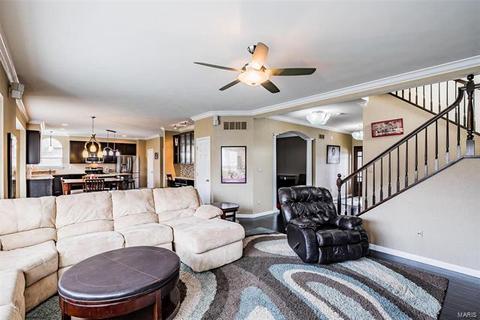 326 Lauren Lndg, Ballwin, MO 63021 photo 10