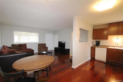 240 Ramsey, Ballwin, MO 63021 photo 2