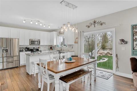 1002 Ashfield Ln, O'fallon, MO 63366 photo 7