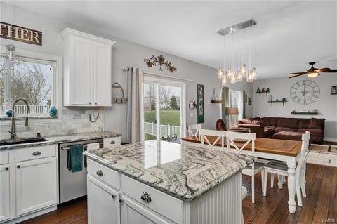 1002 Ashfield Ln, O'fallon, MO 63366 photo 11