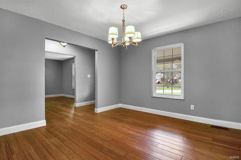 209 Crowsnest Dr, Ballwin, MO 63021 photo 15