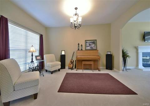 584 Bluffs Vw, Eureka, MO 63025 photo 10