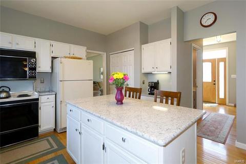 401 Brooks Glen Ct, Ballwin, MO 63021 photo 10