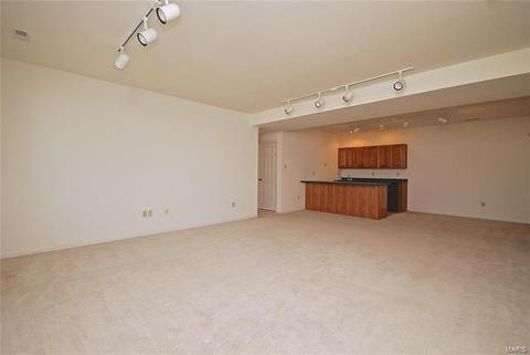 1137 Westrun Dr, Ballwin, MO 63021 photo 35