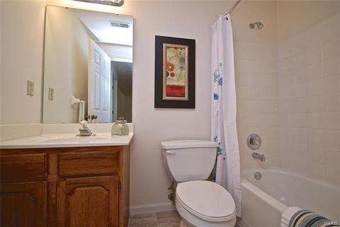 1137 Westrun Dr, Ballwin, MO 63021 photo 38