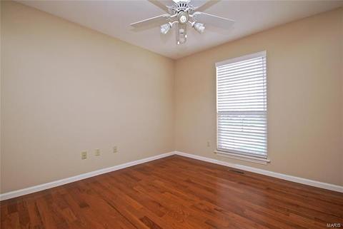 1137 Westrun Dr, Ballwin, MO 63021 photo 23