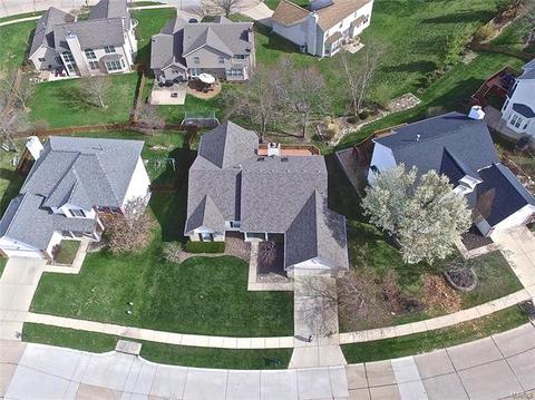 1137 Westrun Dr, Ballwin, MO 63021 photo 5
