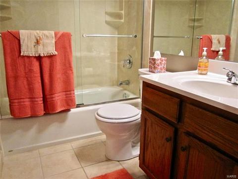 420 Mark Wesley Ln, Ballwin, MO 63021 photo 30