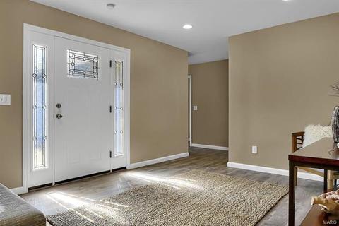 412 Iron Lantern Dr, Ballwin, MO 63011 photo 3