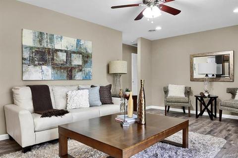 412 Iron Lantern Dr, Ballwin, MO 63011 photo 4