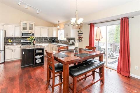 329 Thoreau Blvd, O'fallon, MO 63366 photo 16