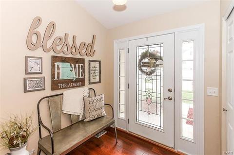 329 Thoreau Blvd, O'fallon, MO 63366 photo 3