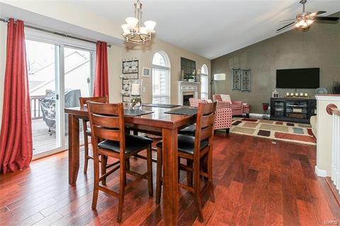 329 Thoreau Blvd, O'fallon, MO 63366 photo 17