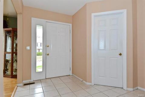 637 Canary Estates Dr, Manchester, MO 63021 photo 3