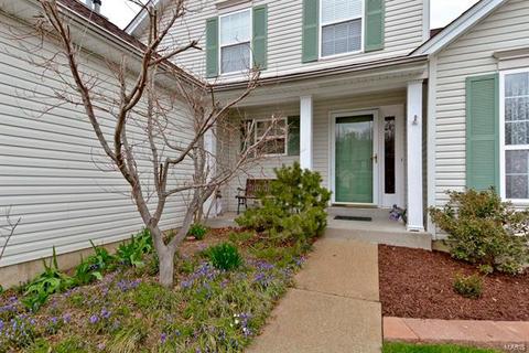 637 Canary Estates Dr, Manchester, MO 63021 photo 2