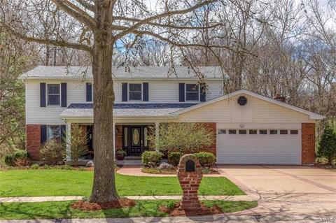 945 Wynhaven Ln, Ballwin, MO 63011 photo 2