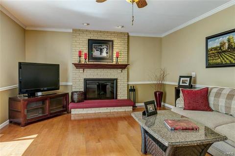 945 Wynhaven Ln, Ballwin, MO 63011 photo 17