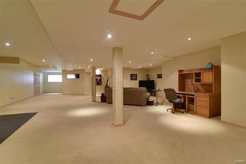 403 Thorntree Lake Ct, Eureka, MO 63025 photo 45
