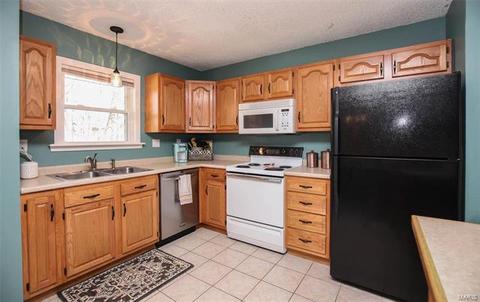 18 Muir, Eureka, MO 63025 photo 12
