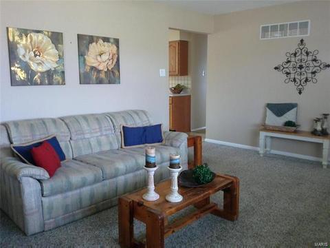 3260 Upper Bottom Rd, Saint Charles, MO 63303 photo 4