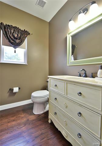 869 Kiefer Trl, Ballwin, MO 63021 photo 10