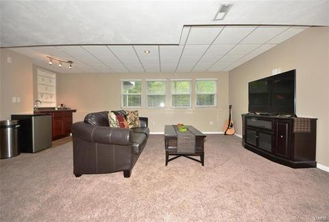 869 Kiefer Trl, Ballwin, MO 63021 photo 32