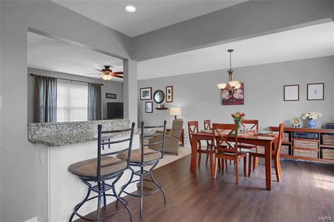 420 Talbert Ct, Ballwin, MO 63021 photo 7