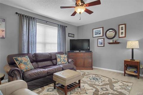 420 Talbert Ct, Ballwin, MO 63021 photo 4