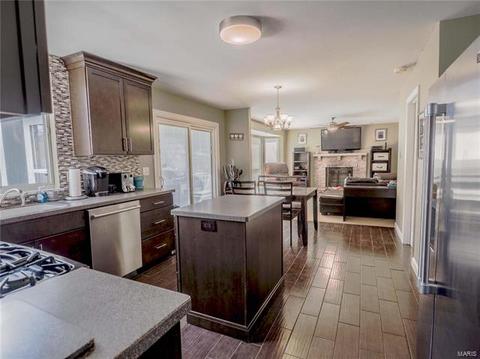 501 Wetherby Terrace Dr, Ballwin, MO 63021 photo 9