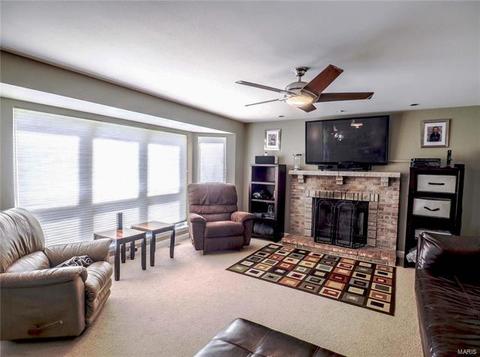 501 Wetherby Terrace Dr, Ballwin, MO 63021 photo 5