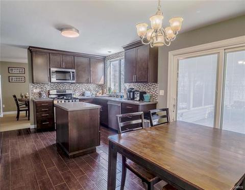 501 Wetherby Terrace Dr, Ballwin, MO 63021 photo 7
