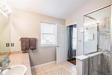 160 Westridge Parc Ln, Ellisville, MO 63021 photo 27