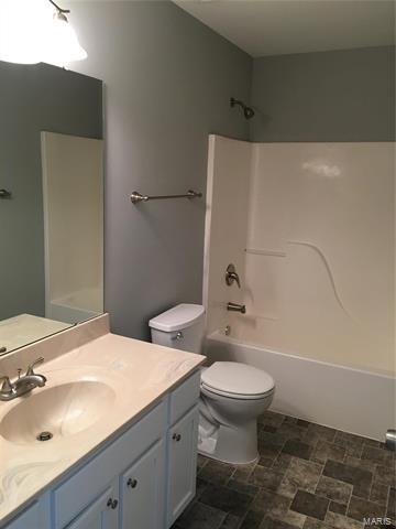 546 Duke William Ct, O'fallon, MO 63366 photo 13