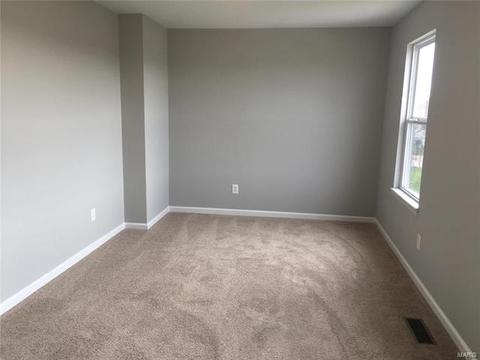 546 Duke William Ct, O'fallon, MO 63366 photo 17