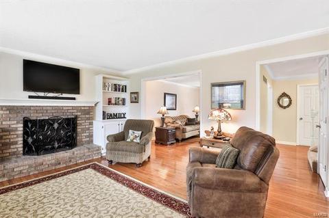 2555 Forest Leaf Pkwy, Wildwood, MO 63011 photo 9