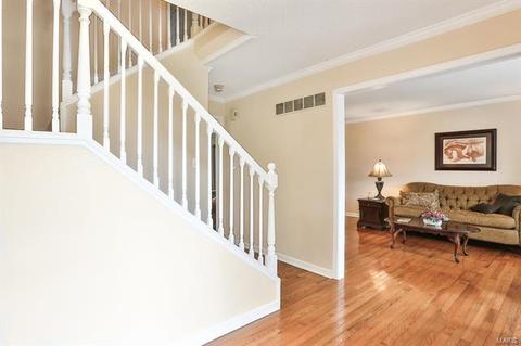 2555 Forest Leaf Pkwy, Wildwood, MO 63011 photo 4