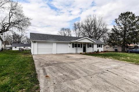 501 Saint Christopher Dr, O'fallon, MO 63366 photo 2