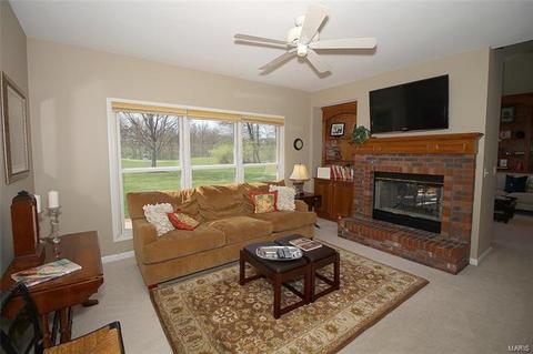 1069 Whitmoor Dr, Weldon Spring, MO 63304 photo 14