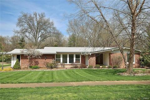 407 Monticello Dr, Ballwin, MO 63011 photo 1